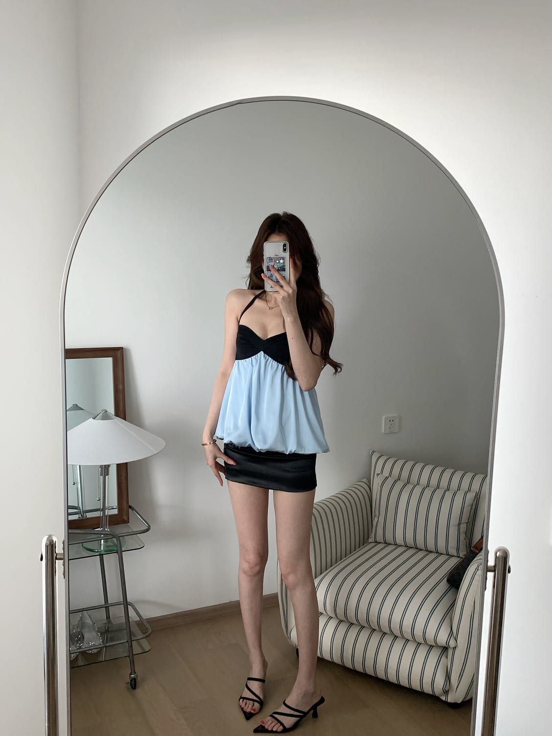 Customer photo review of IAMXIAA Contrast Sweetheart Halter Bubble Babydoll Cami Top
