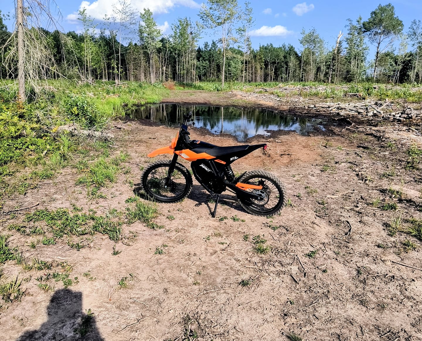 Customer photo review of Eskute® RTX 19"17" 6500W Electric Dirt Bike for Adults