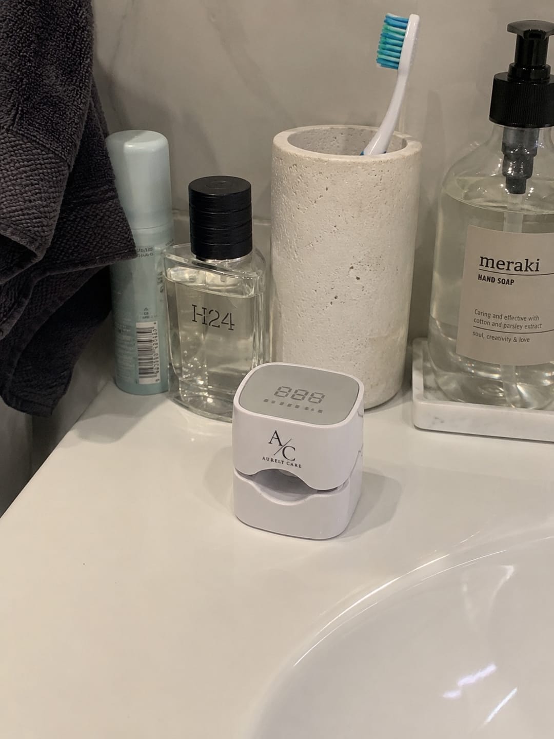 Customer photo review of Aurely-Care™ UV-Nageltherapiegerät