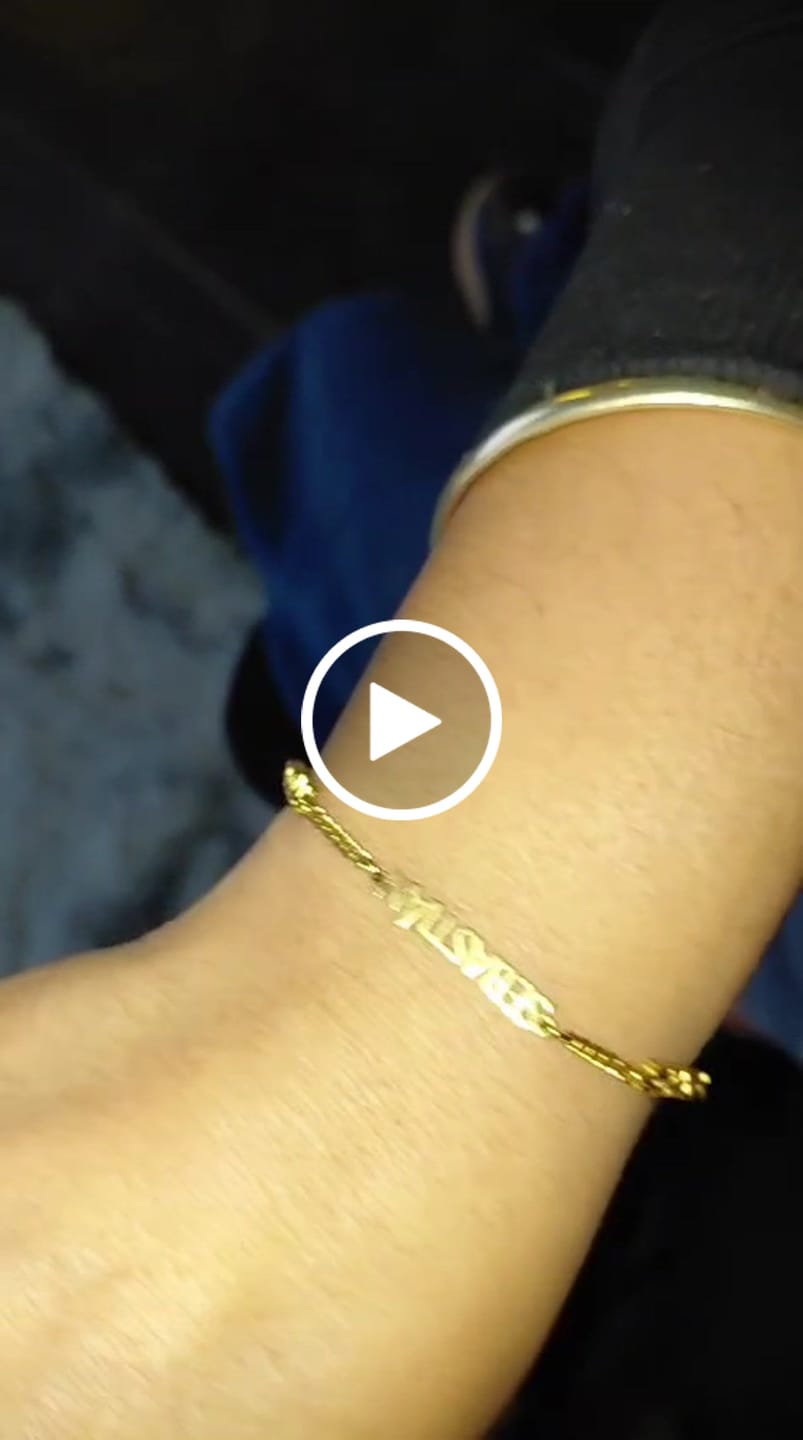 Customer video review of Pulsera personalizada con nombre