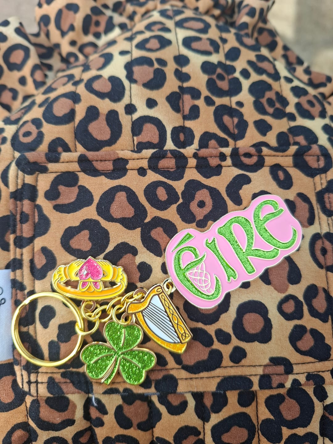 Customer photo review of Éire Charm Enamel Keyring | Aoife Cawley Art