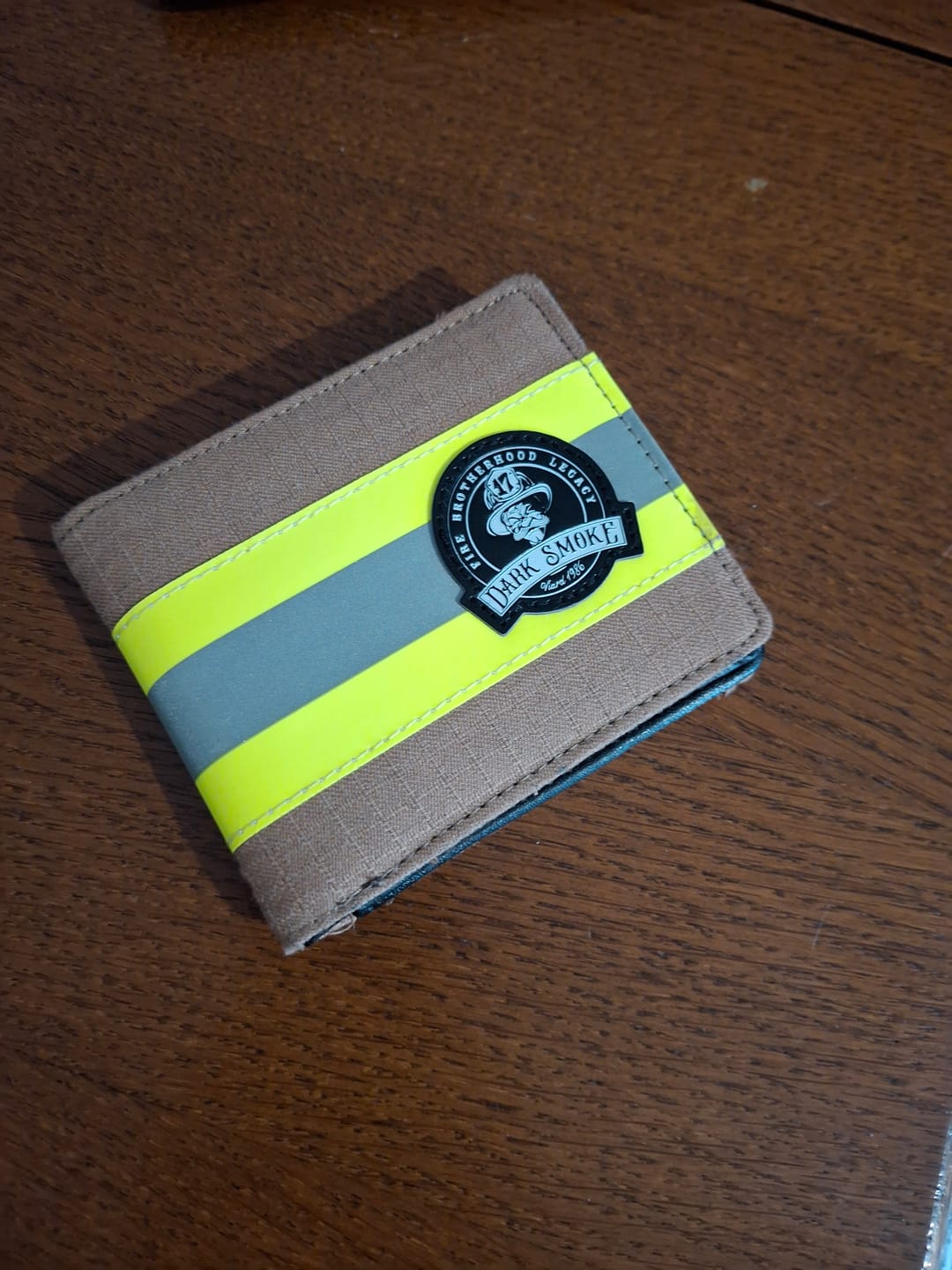 Customer photo review of Portefeuille Pompier - DARK SMOKE