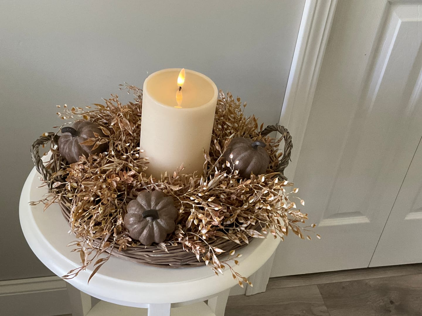 Customer photo review of Round Willow Trays