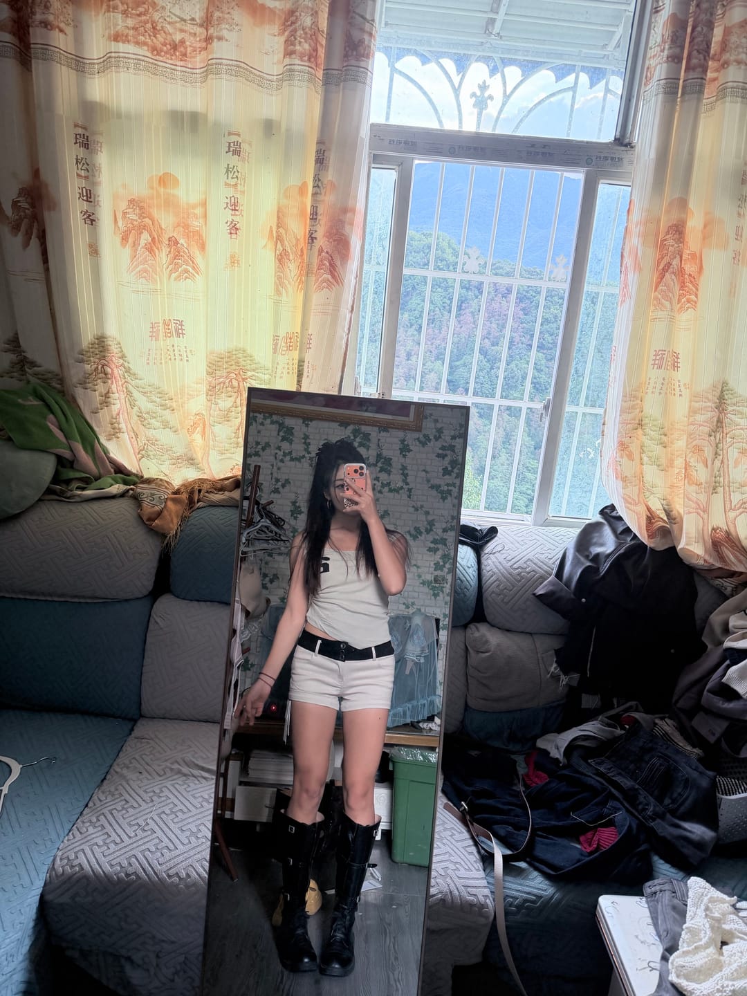 Customer photo review of WARDEN EDGE Minimal Logo Vest & Structured Waist Shorts Set