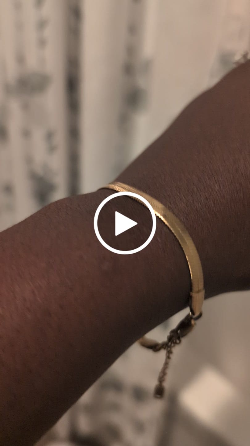 Customer video review of Angelica® Stainless Steel Herringbone Bracelet (Bundle)