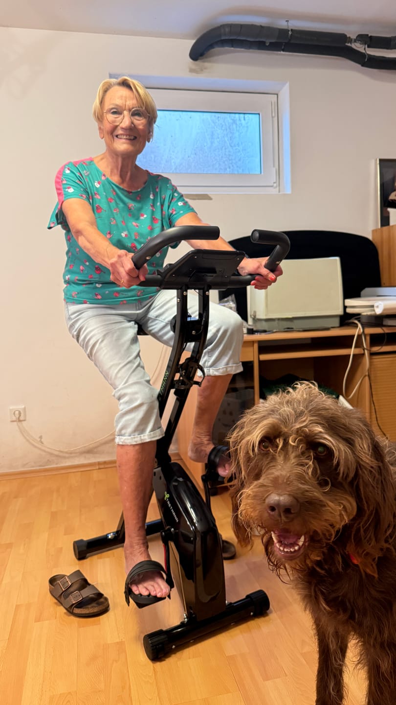 Customer photo review of Tretmann HOME - Klappbarer Heimtrainer