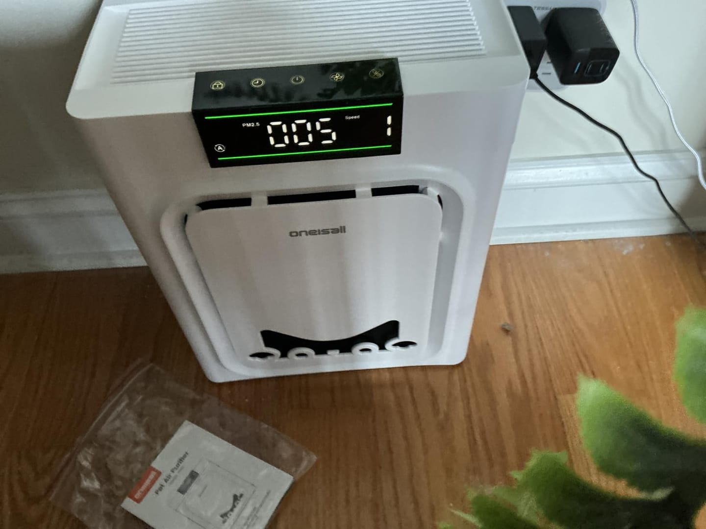 Customer photo review of Oneisall Luftreiniger für Haushalte mit Haustieren – beidseitiger Lufteinlass