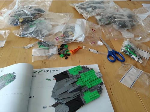 Customer photo of a finished WarBricks build