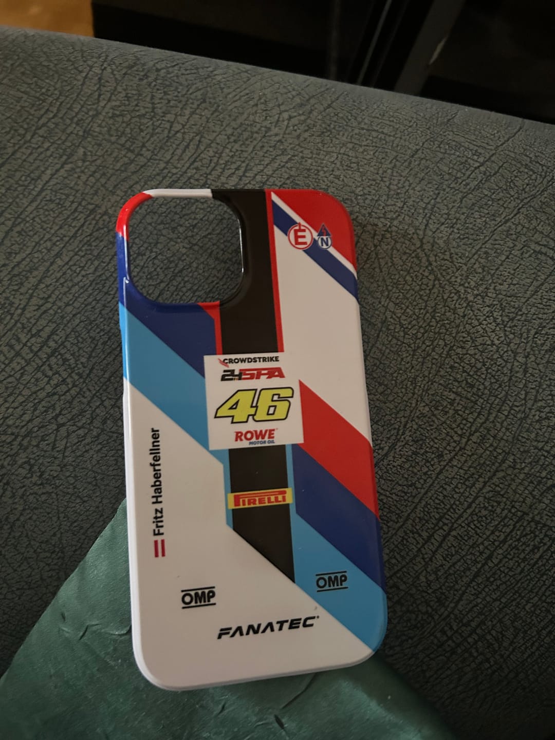 Customer photo review of WRT M4 GT3 24h Spa 2024 Livery - Individuelle Premium Hülle für iPhone