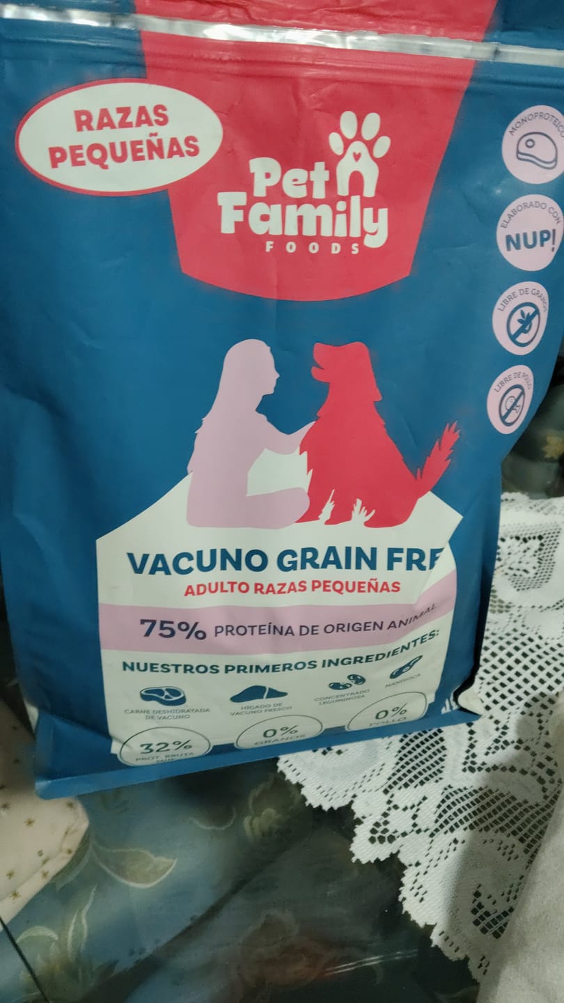Customer photo review of PetFamily Cookies