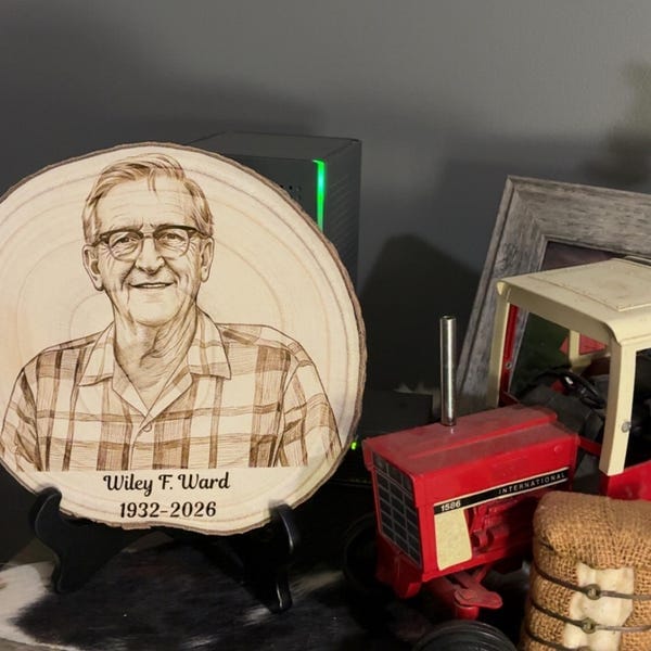 Customer photo review of Custom Wood Memorial Portrait Engraving – Memorial Plaque Tree Slice with Personalized Photo Display