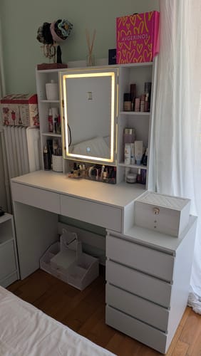 Customer photo review of Τραπέζι Μπουντουάρ Μακιγιάζ Tουαλέτας 40 x 105 x 145 εκ. με Καθρέφτη και φώτα LED Πολύπριζο Συρτάρια καθρέφτης 3 χρώματα Φωτός RD-T144WB01