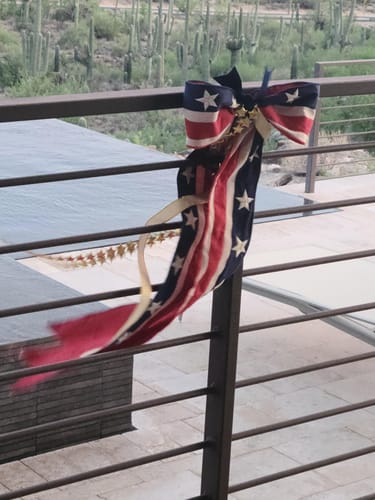 Customer photo review of Grand Old Flag Wreath Bow