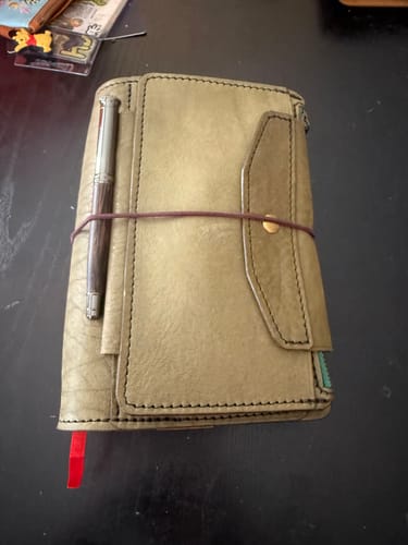 Customer photo review of ApplePig Mix Traveler's Notebook