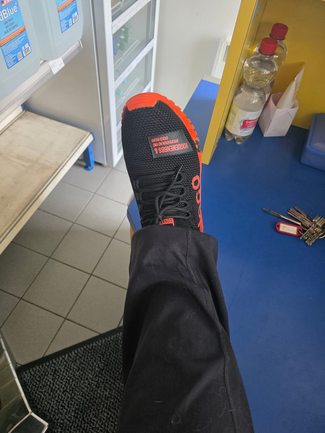 Customer photo review of Ultraleichte Arbeitsschuhe mit Stahlkappe – AirGuard