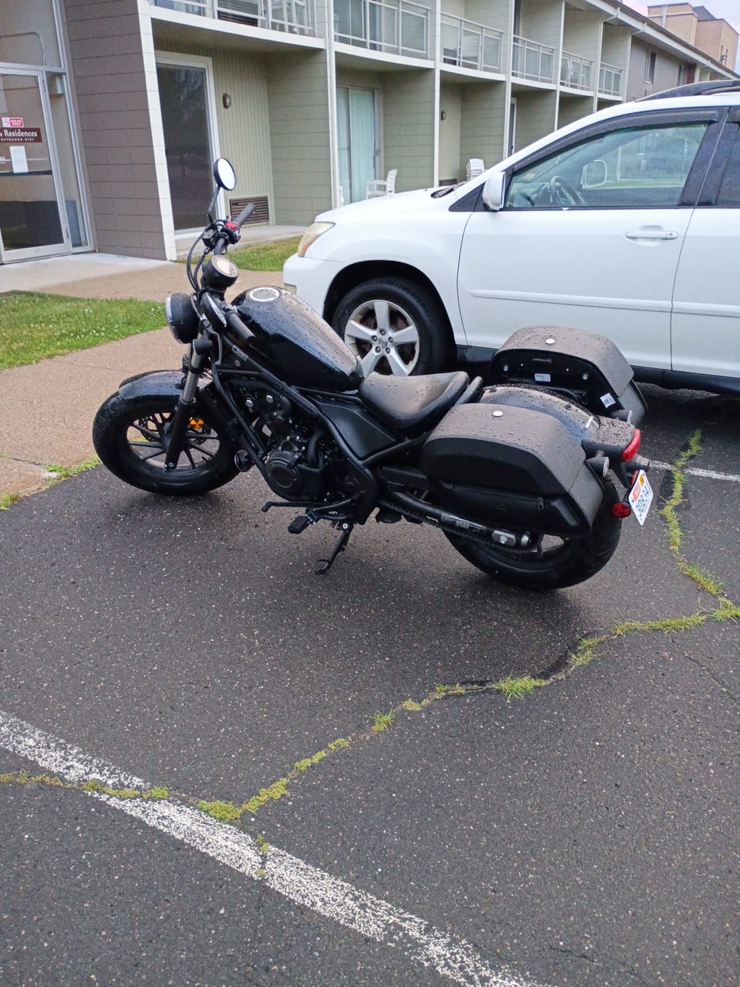 Customer photo review of 28L - Pantheon Medium Quick Mount Honda Rebel 500 Motorcycle Saddlebags