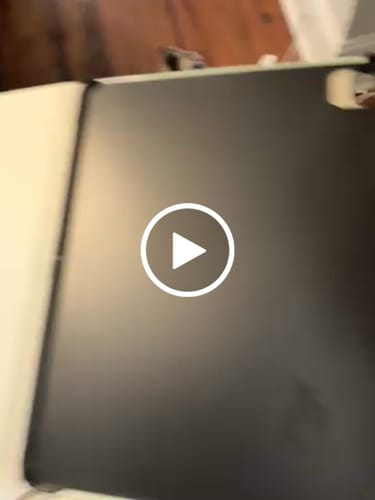 Customer video review of Traditional Two Tone iPad Case
