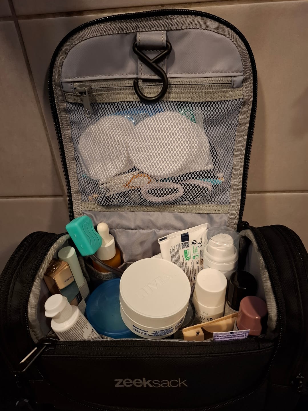 Customer photo review of Toiletry Bag