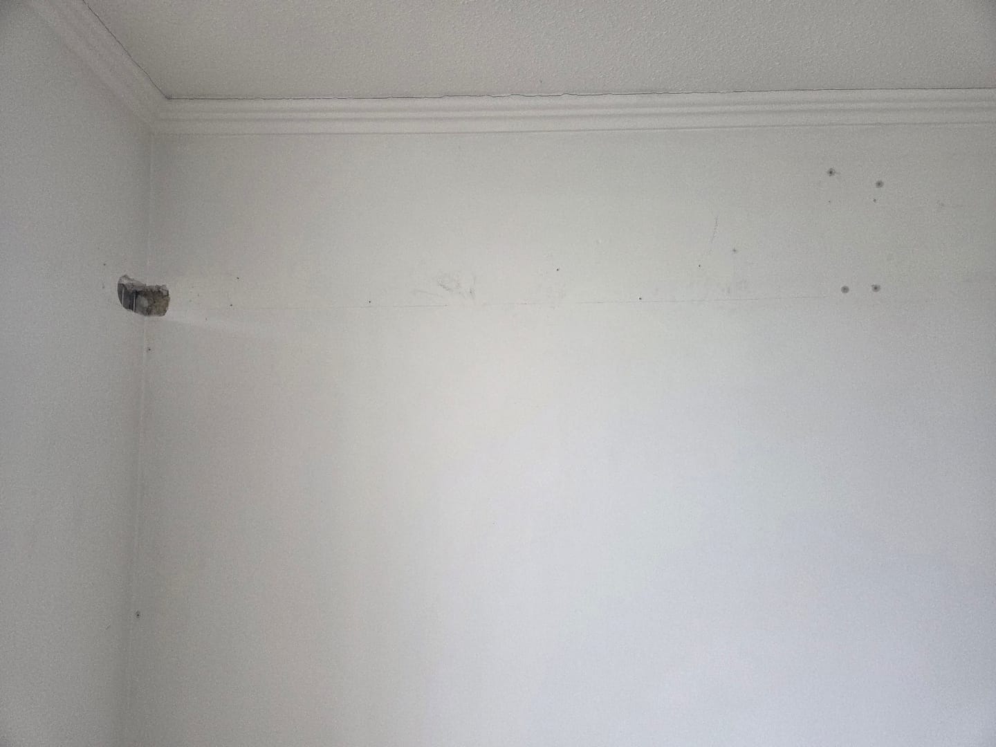 Customer photo review of Desinstalación de aire acondicionado