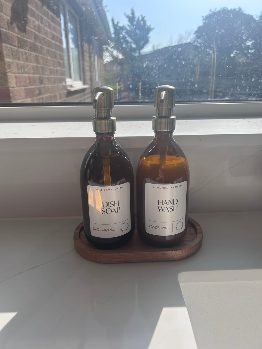 Customer photo review of Set of 2 Amber Glass Bottle 500 ML with Metal Pump & Small Tray