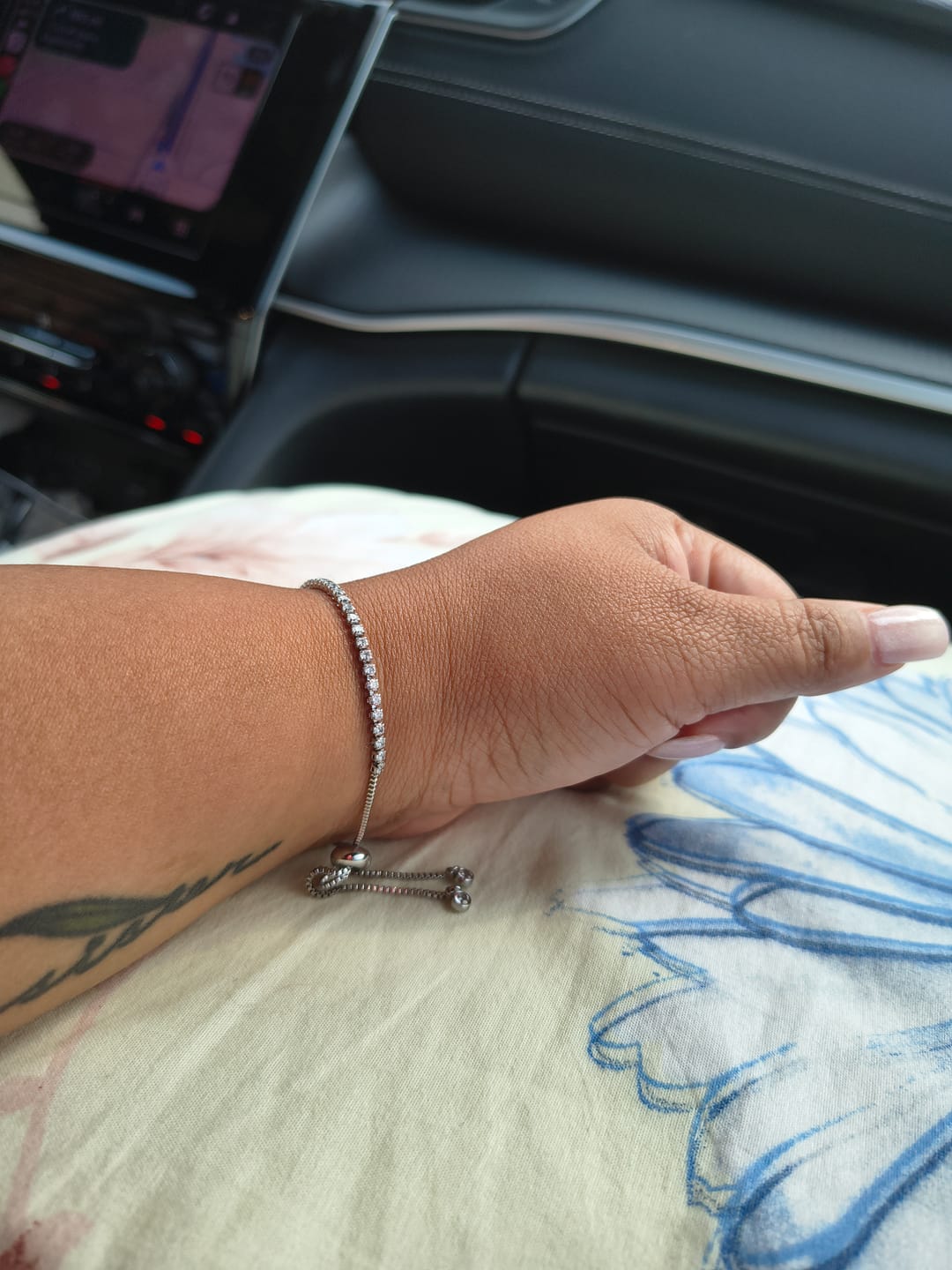 Customer photo review of Melly Adjustable Tennis Bracelet (Bundle)