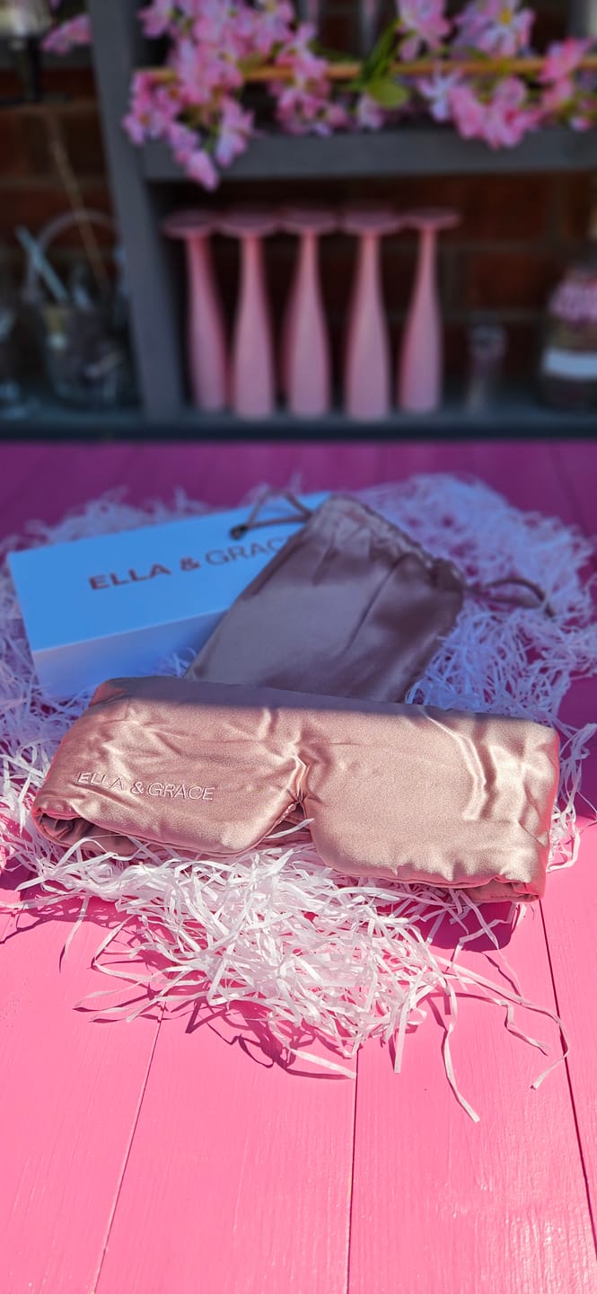 Customer photo review of The Sleep Ritual Mask - Soft Blush