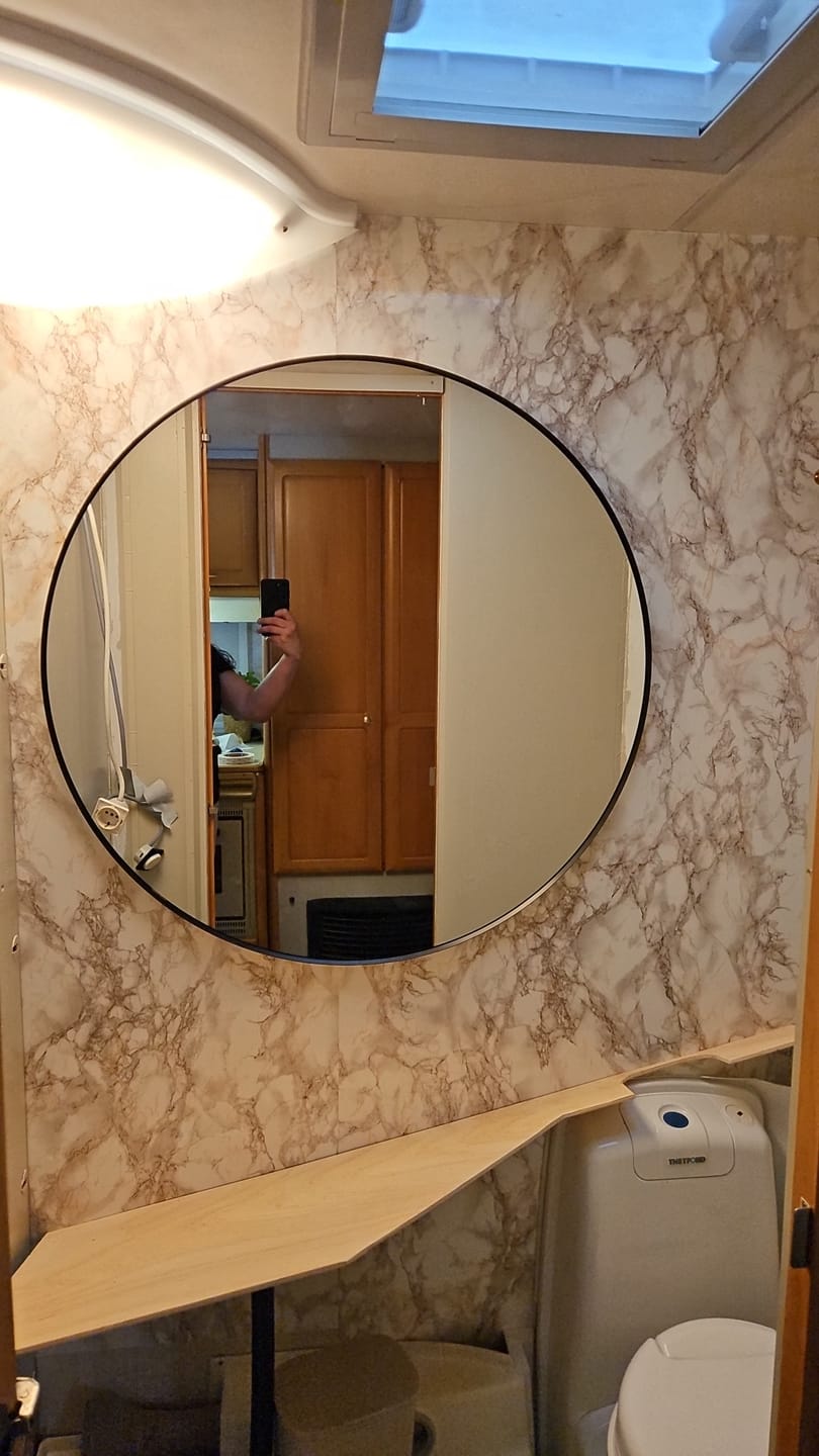 Customer photo review of Cortes marmor gold kontaktplast
