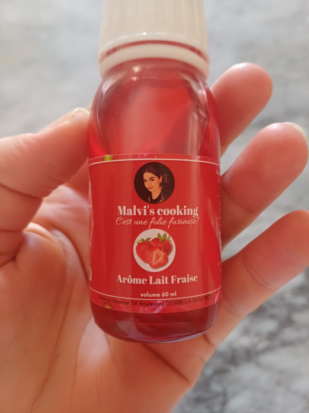 Customer photo review of Arôme lait Fraise Intense