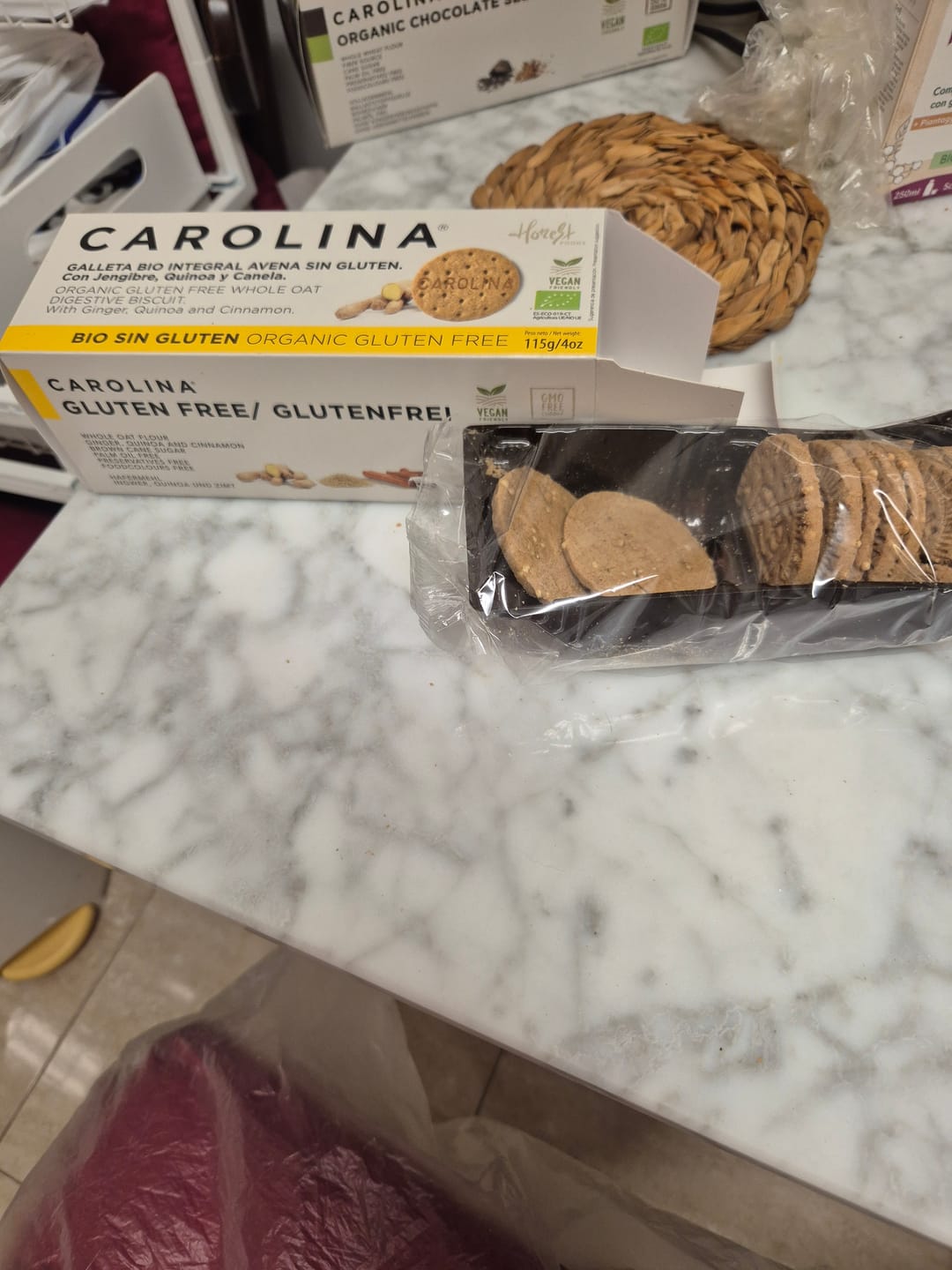 Customer photo review of Galleta Sin Gluten Bio Integral Digestive Avena con Quinoa, Jengibre y Canela. Vegana