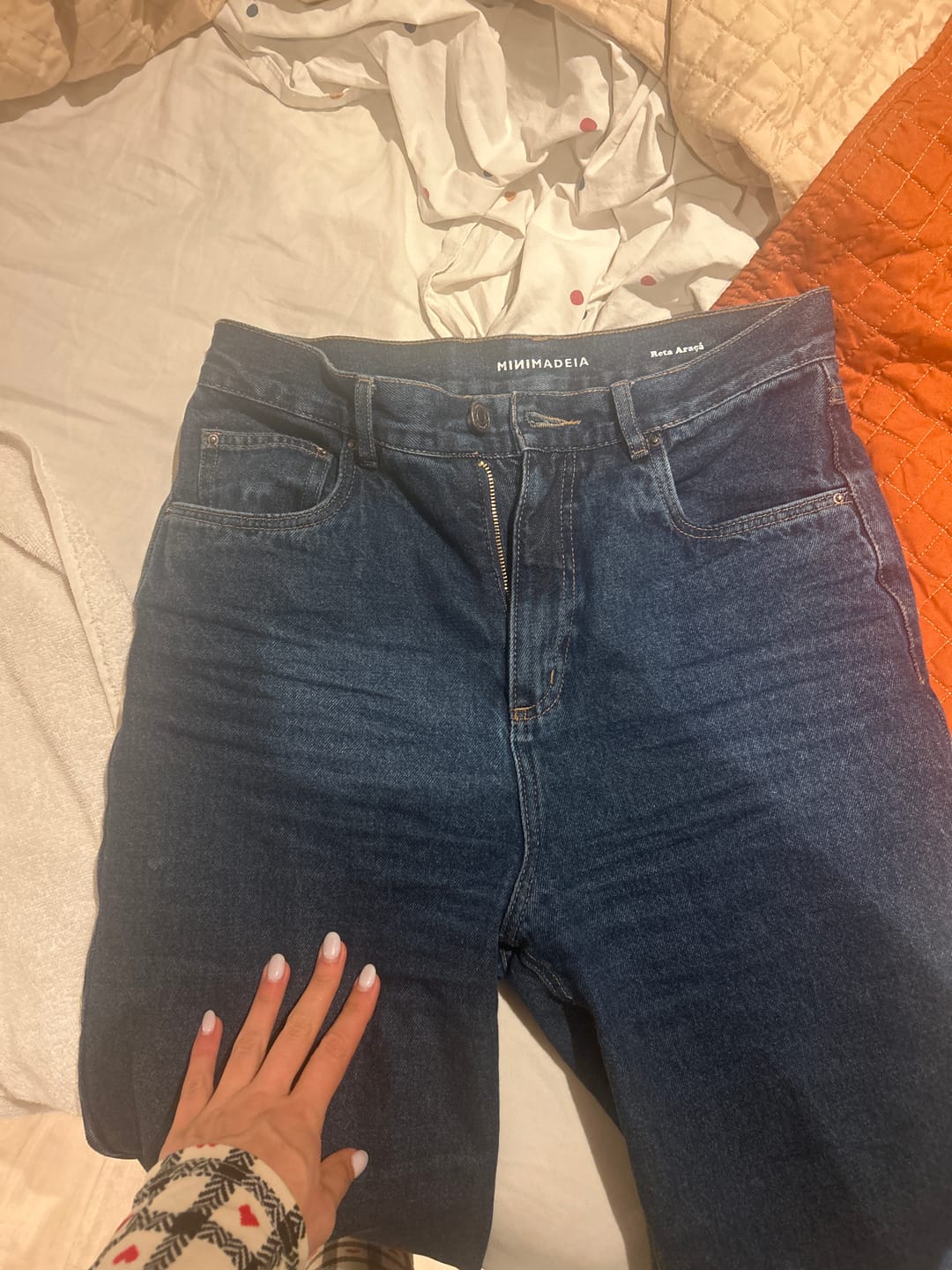 Customer photo review of Calça Jeans Reta Araçá Azul Escuro