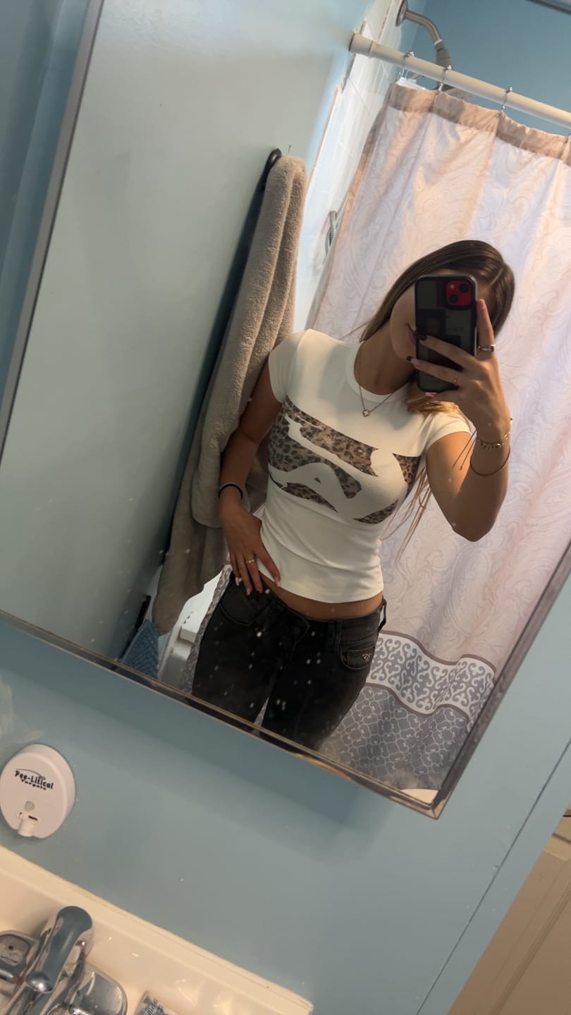 Customer photo review of Leopard Silhouette Baby Tee-568