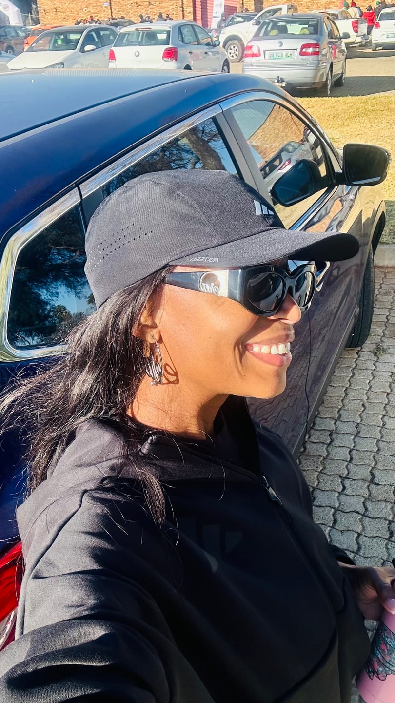 Customer photo review of Black Blanco Sunglasses