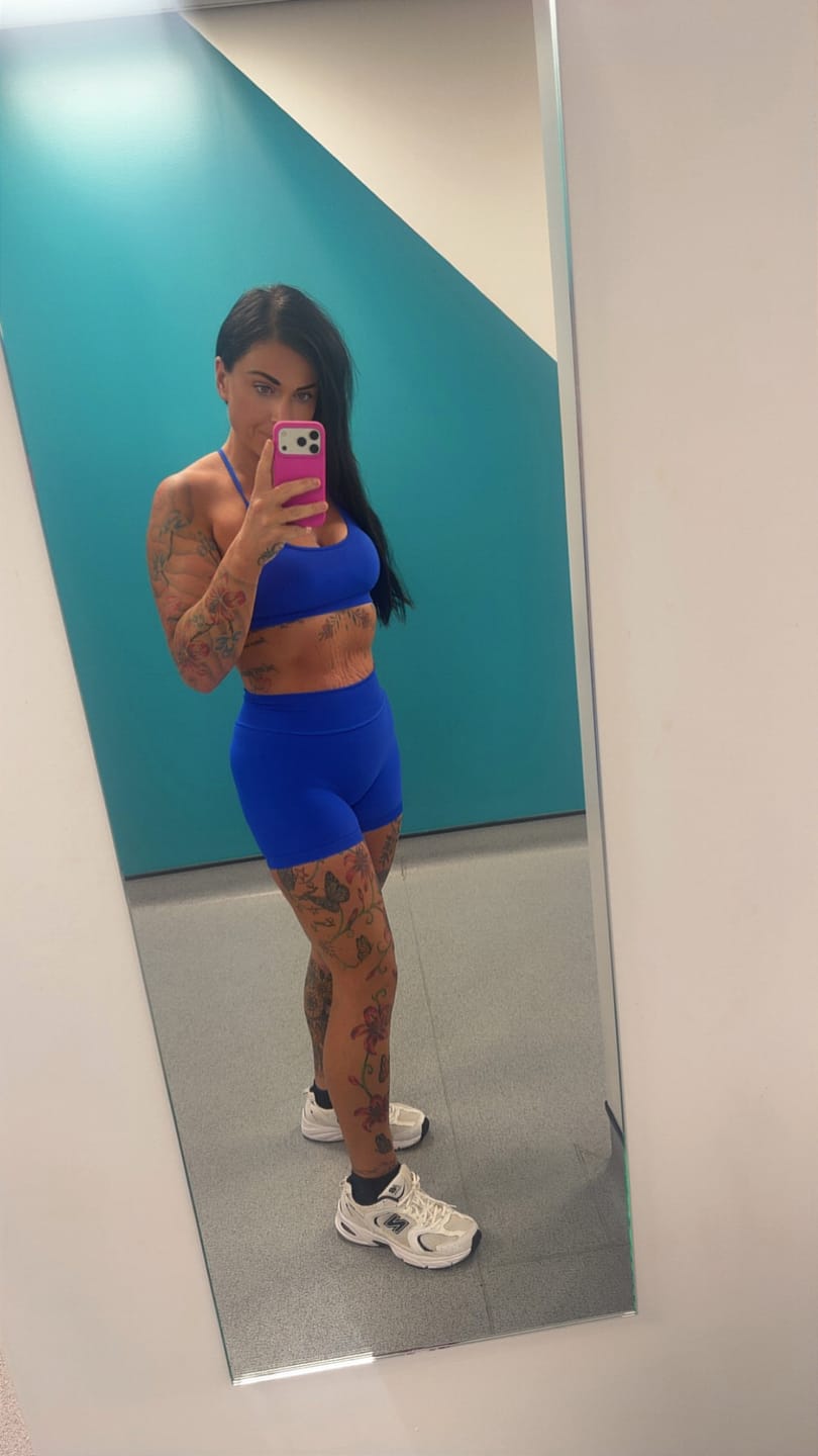 Customer photo review of Nova Luxe Sports Bra Shorts 2-Piece Set