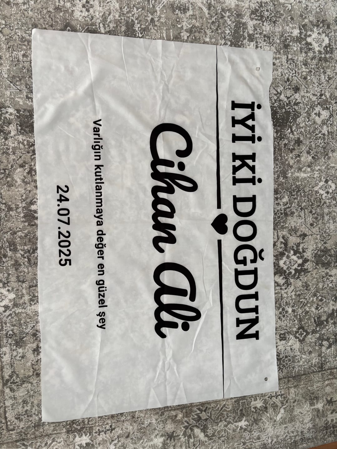 Customer photo review of Doğum Günü Duvar Örtüsü