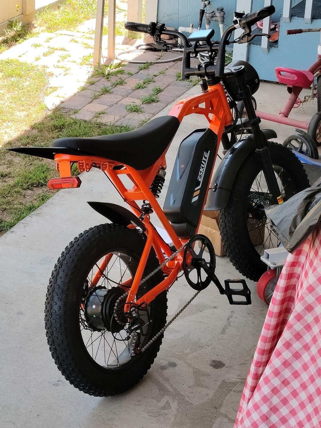 Customer photo review of Eskute® V200 20*4.0" Dirt Electric Bike for Kids&Teens
