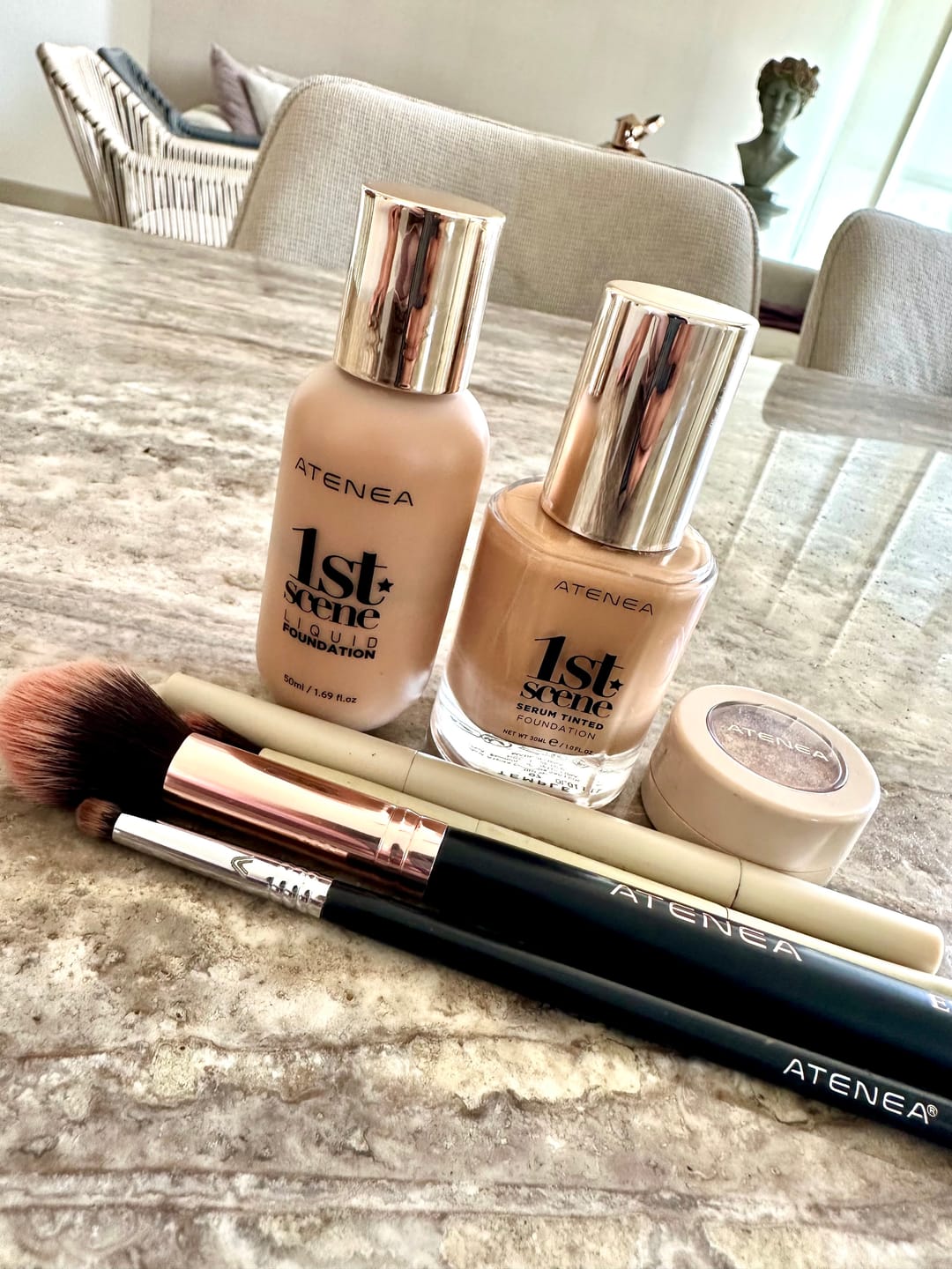 Customer photo review of BASE DE MAQUILLAJE LÍQUIDA 1ST SCENE