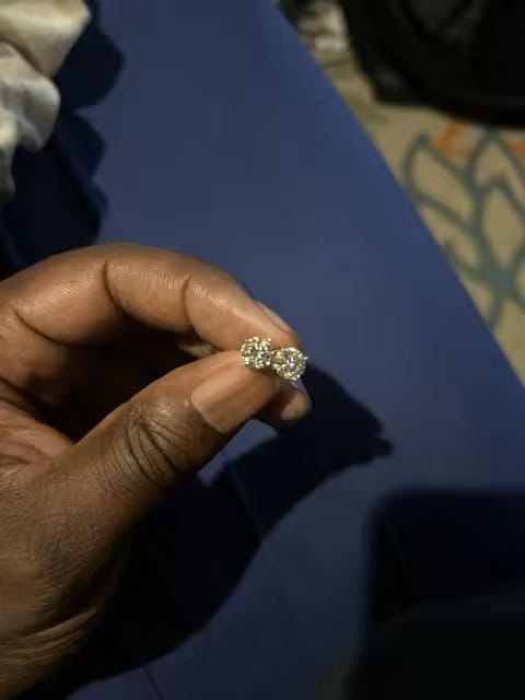 Customer photo review of Hot Sell Sterling Silver 925 White Gold VVS Moissanite Stud Earrings Screw Back