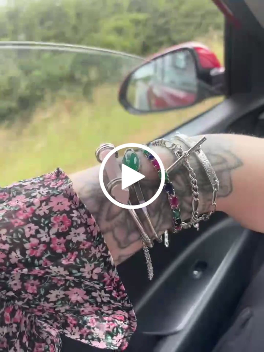 Customer video review of Stoned Maiden Bracelet (Silver)