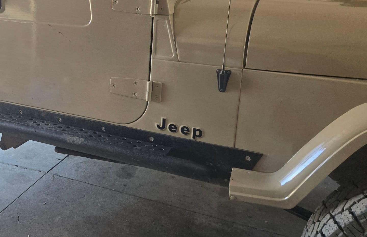 Customer photo review of JEEP Wrangler Emblem Overlay Decal Set | Fits JL, JK, TJ & YJ