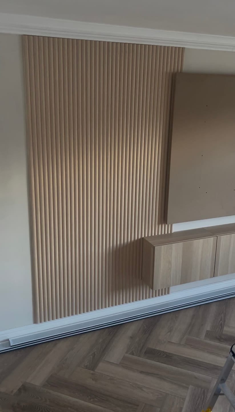 Customer photo review of Arborelle Natural Oak Reeded Wood Wall Panel