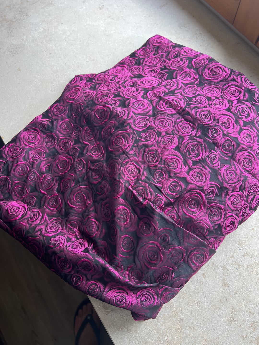 Customer photo review of Rot Herz-Ausschnitt traditionell Dirndl