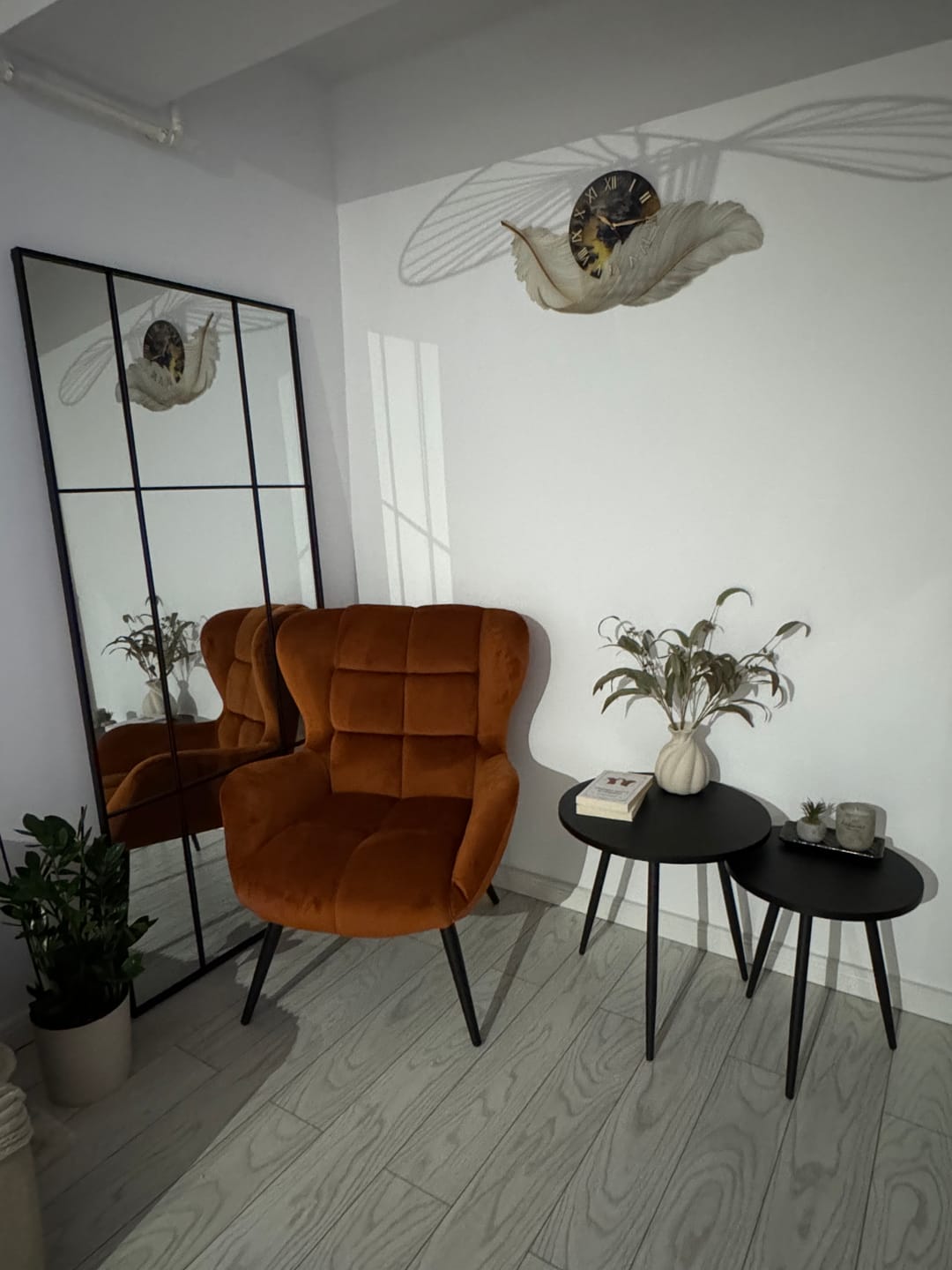 Customer photo review of Set 2 masute CLEO, negru