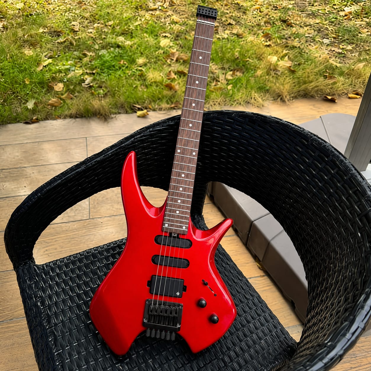 Customer photo review of Donner HLX-500 Headless E-Gitarre【ursprüngliches Modell NHL-500】