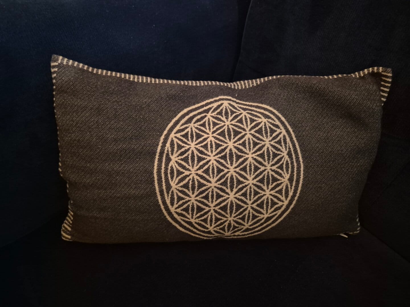 Customer photo review of Zirbenkissen "Lebensblume klein"