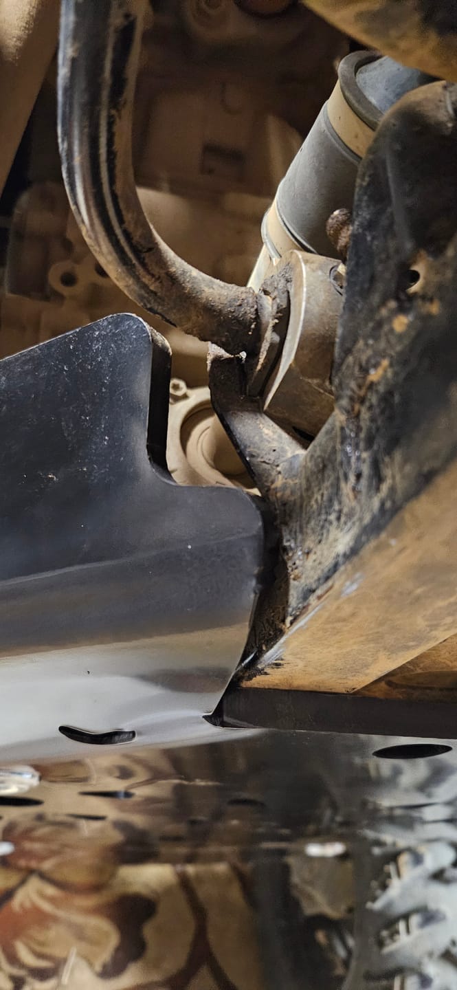 Customer photo review of Skid plate full set (plastic): CanAm G2 Outlander MAX: 650 / 850 / 1000: (2019+)