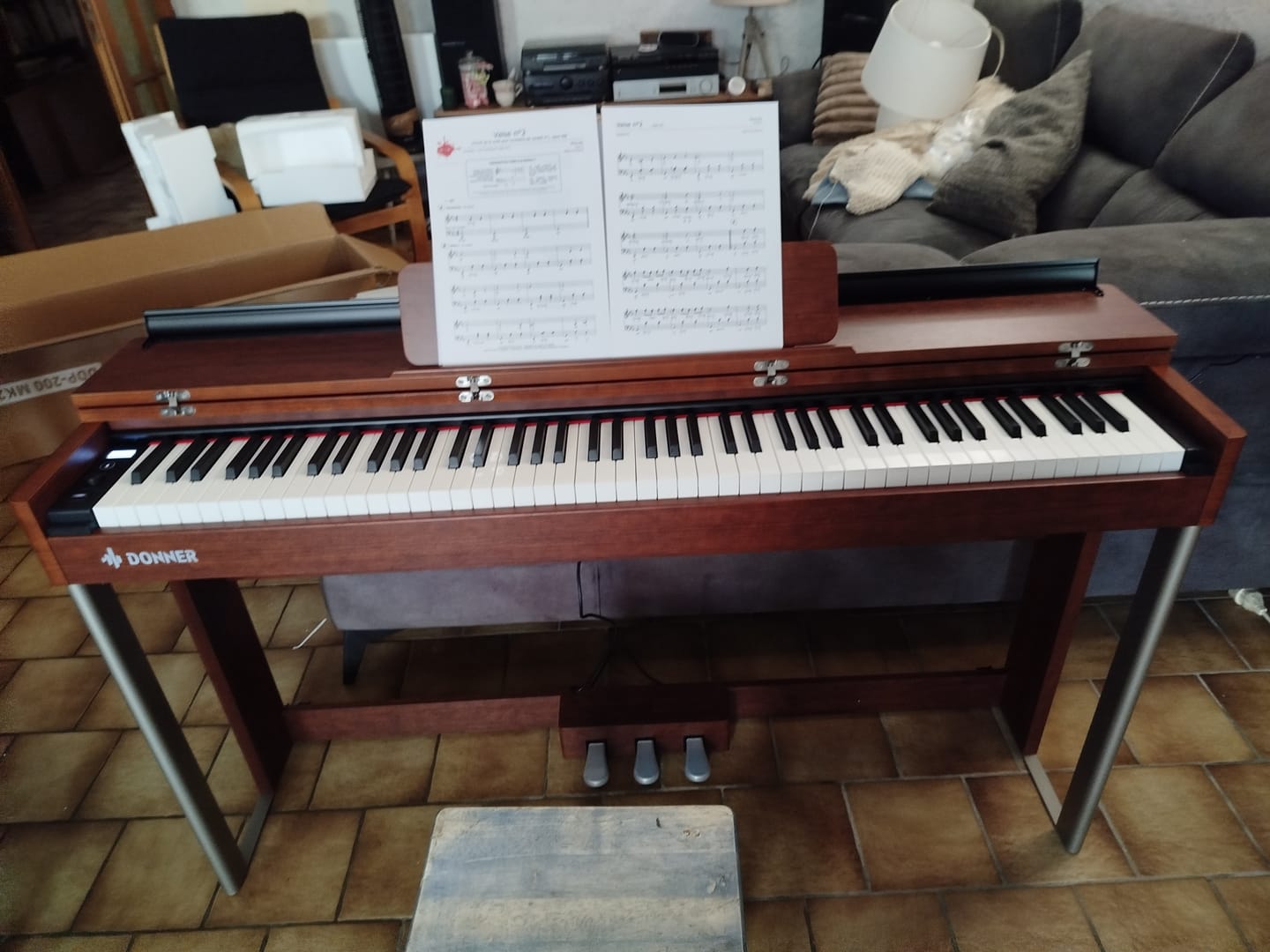 Customer photo review of Donner DDP-200 MK2 Piano numérique avec mécanisme de marteau gradué