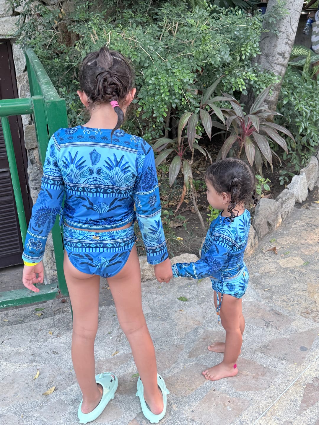 Customer photo review of Bottom Niña Gaia Rashgard Tropical Sky