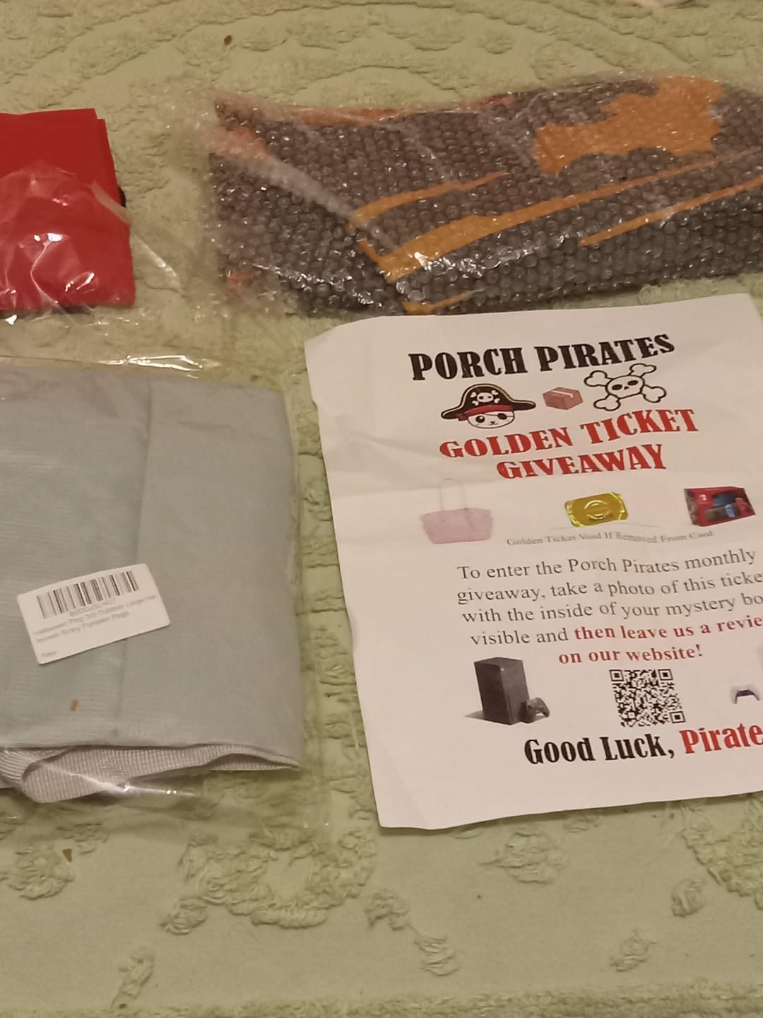 Customer photo review of The Classic Liquidation Mystery Box - Pink Tape Designer Purse Chance Box
