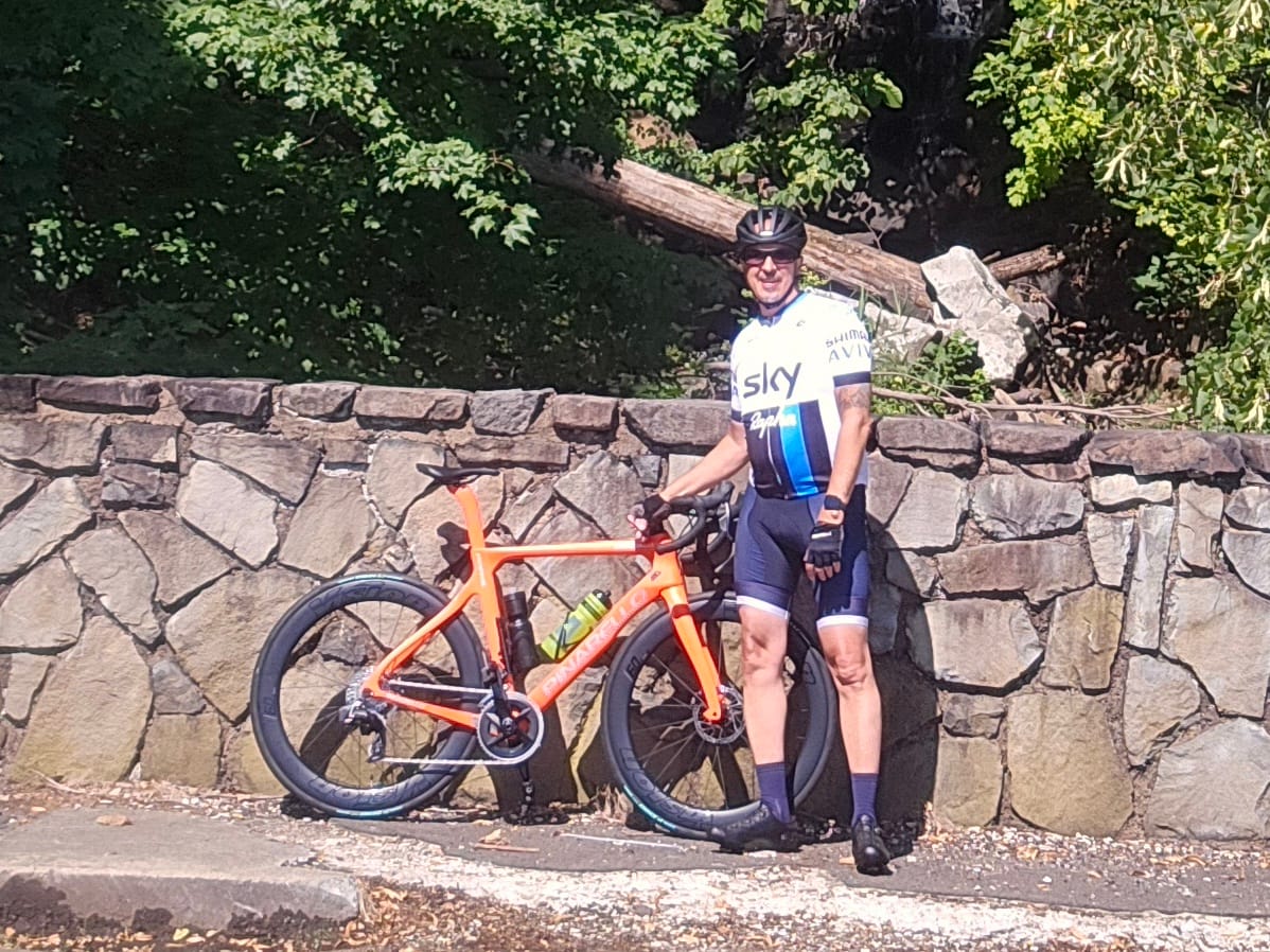 Customer photo review of white sky Retro Short Sleeve Cycling Jersey