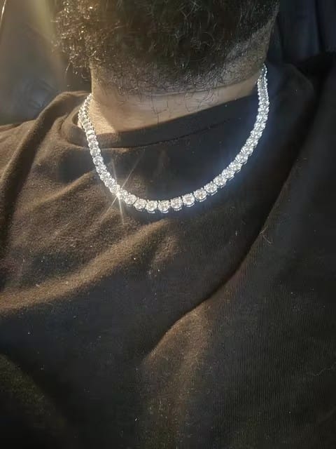 Customer photo review of 2mm 3mm 4mm 5mm 6.5mm Moissanite Tennis Necklace, 925 Silver Gold-Plated